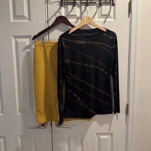 Ann Taylor Black Gold Top with Gold Chain Pattern Size S
